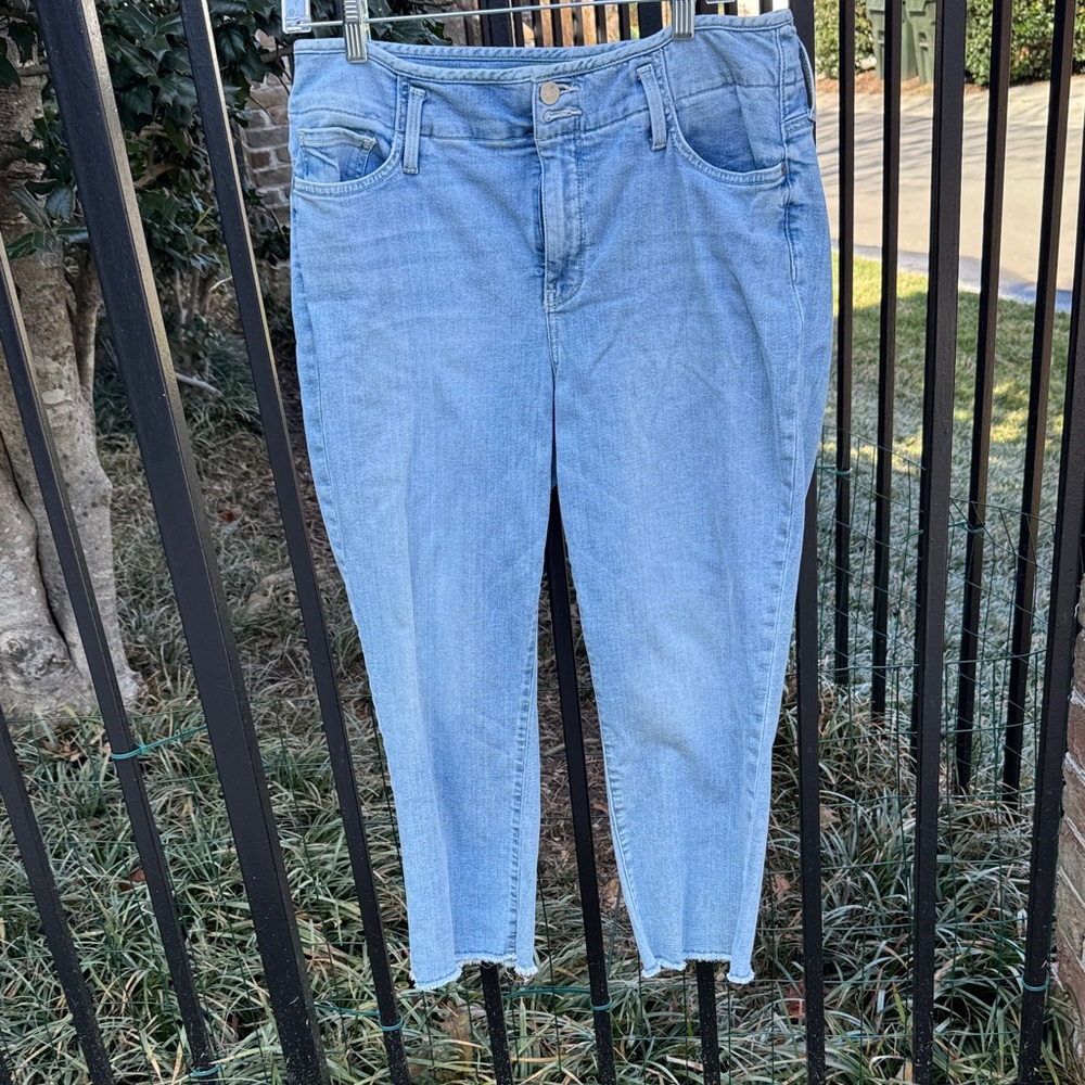 NYDJ Light Blue Ankle Jeans, Frayed Hems, Sz 10